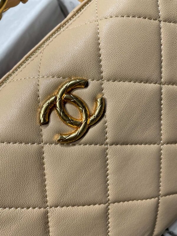 CHANEL MINI BOWLING BAG BEIGE 22CM - Image 5