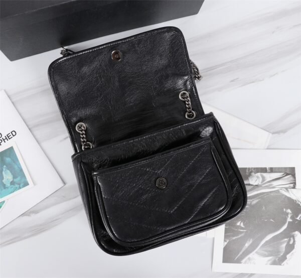 SAINT LAURENT NIKI BABY CHAIN BAG IN CRINKLED VINTAGE BLACK NOIR 21CM 6331600EN041000 - Image 5