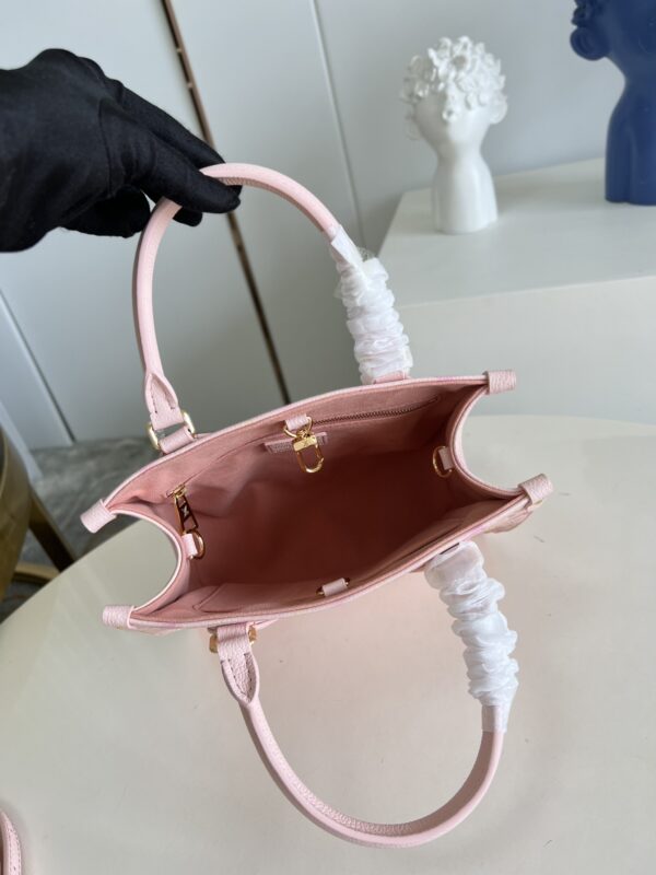 LOUIS VUITTON ONTHEGO PM 25CM PINK M46168 - Image 2