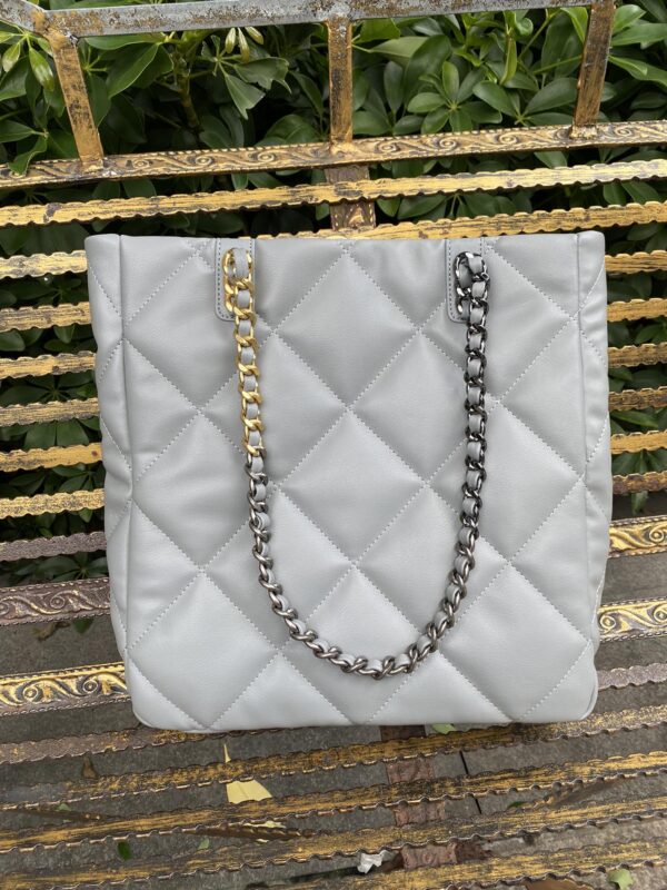 CHANEL 19 SHOPPING BAG GOLD-SILVER TONE RUTHENIUM FINISH METAL GRAY AS3519 B04852 94305 - Image 3