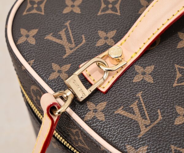 LOUIS VUITTON NICE MINI TOILETRY POUCH 32CM M47280 - Image 7