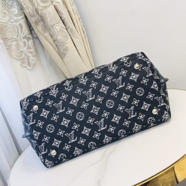 LOUIS VUITTON CARMEL 40CM BLACK AND WHITE M21299 - Image 4