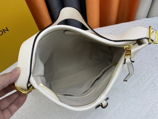 LOUIS VUITTON CARRYALL PM WHITE 39CM M46293 - Image 4