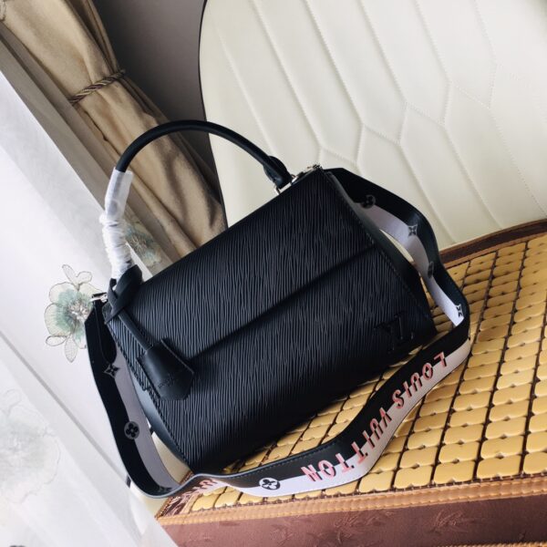 LOUIS VUITTON CLUNY BLACK M59134 - Image 5
