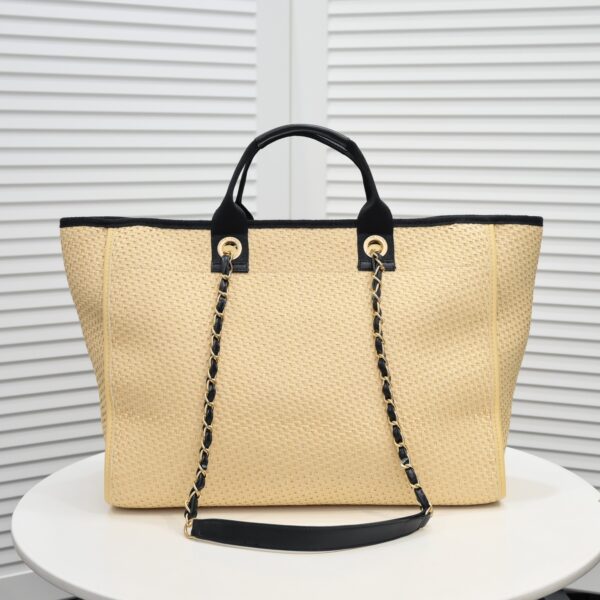 CHANEL DEAUVILLE LARGE SHOPPING TOTE 38CM - Image 8