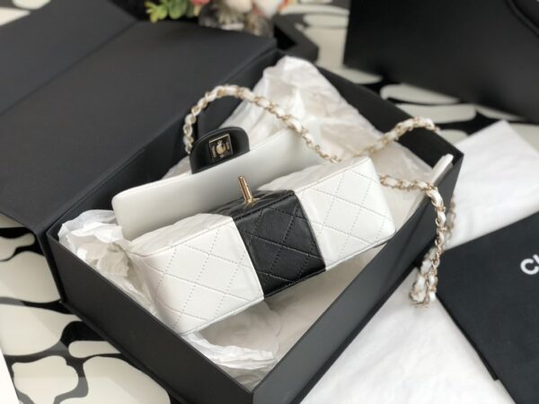 CHANEL TIMELESS CLASSIC FLAP BAG WHITE AND BLACK 20CM - Image 3