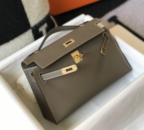 HERMES MINI KELLY POCHETTE GOLD TONED HARDWARE DARK BEIGE 22CM - Image 6