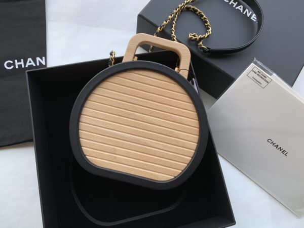 CHANEL VANITY CASE IN BEECH WOOD 20CM AS2928 - Image 7