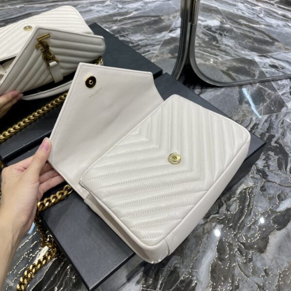 SAINT LAURENT COLLEGE MEDIUM CHAIN BAG IN QUILTED LEATHER WHITE 24CM 600279BRM079207 - Image 2