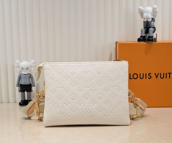 LOUIS VUITTON COUSSIN PM CREAM 26CM M57793 - Image 4