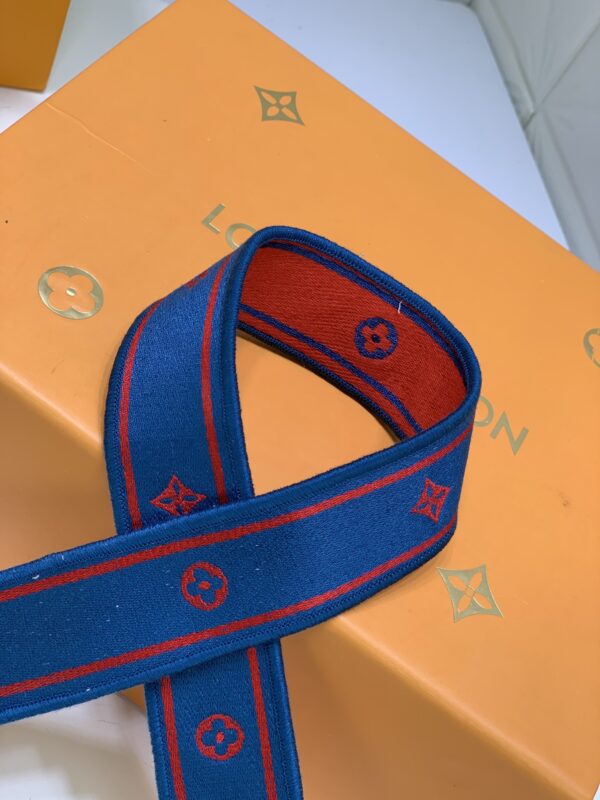 LOUIS VUITTON LV PONT 9 SOFT PM BLUE M58964 - Image 8