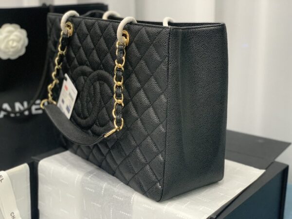 CHANEL BOLSA GRAND TOTE BLACK 33CM - Image 4