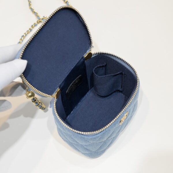 CHANEL 22C PEARL CRUSH MINI VANITY WITH CHAIN DENIM BLUE 11CM - Image 7