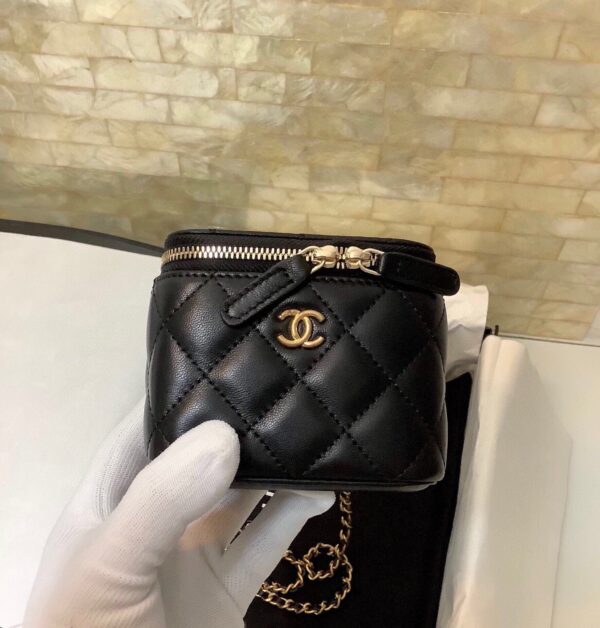 CHANEL SMALL VANITY WITH CHAIN BLACK AP1447 - Image 4