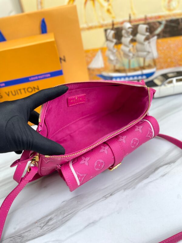 LOUIS VUITTON MAXI MULTI POCHETTE ACCESSOIRES PINK 27CM M46161 - Image 9