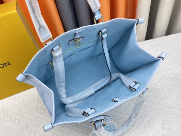LOUIS VUITTON ON THE GO MM MONOGRAM EMPREINTE LEATHER LIGHT BLUE M45718 - Image 5