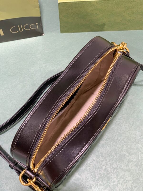 GUCCI GG MATELASSE LEATHER SMALL BAG BLACK 702234 UM8HG 1046 - Image 4