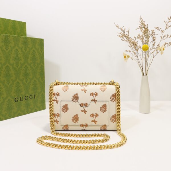 GUCCI PADLOCK SMALL BERRY SHOULDER BAG IN WHITE 20CM - Image 3