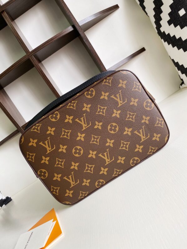 LOUIS VUITTON NÉONOÉ MM BLACK M44020 - Image 4
