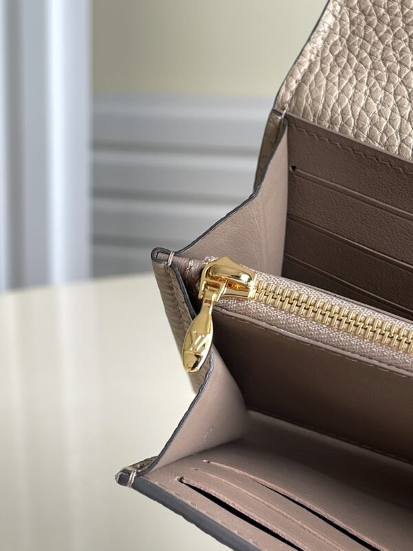 LOUIS VUITTON CAPUCINES WALLET GALET M61248 - Image 6