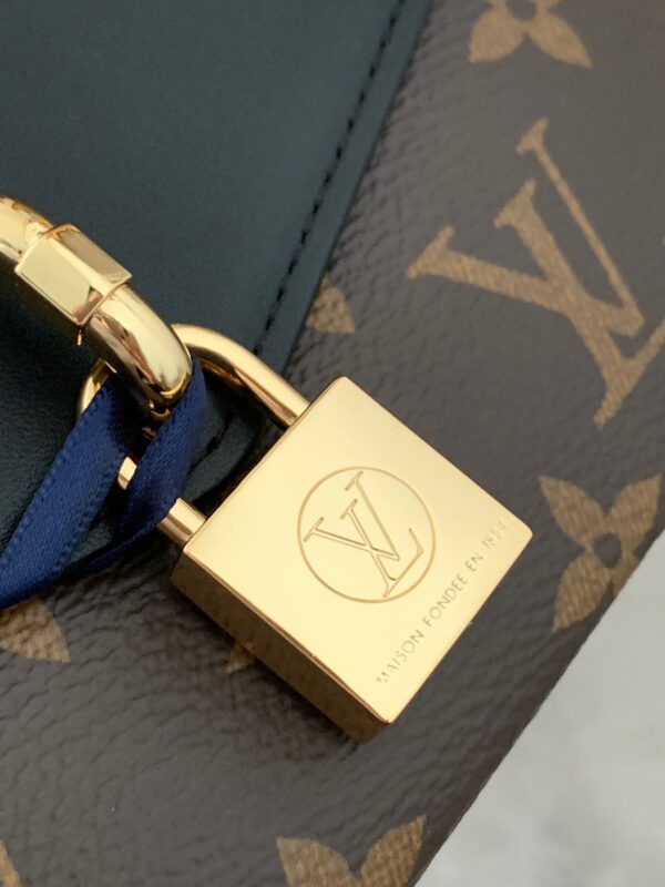 LOUIS VUITTON MONOGRAM PADLOCK ON STRAP 19CM BLACK M80559 - Image 2