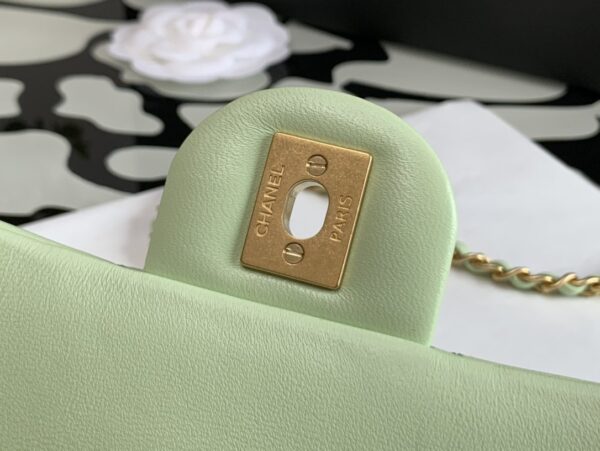 CHANEL QUILTED MINI CC RECTANGULAR FLAP BAG 20CM GREEN - Image 7