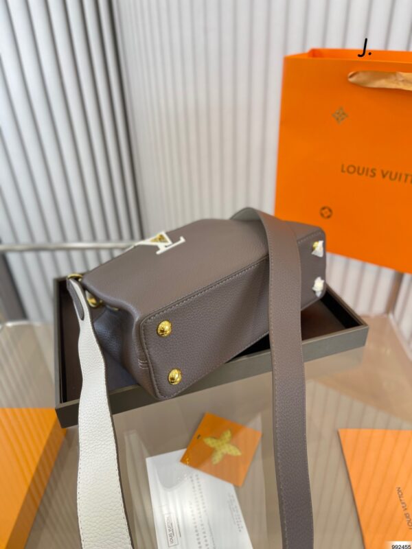 LOUIS VUITTON CAPUCINES MM BROWN M59516 - Image 10
