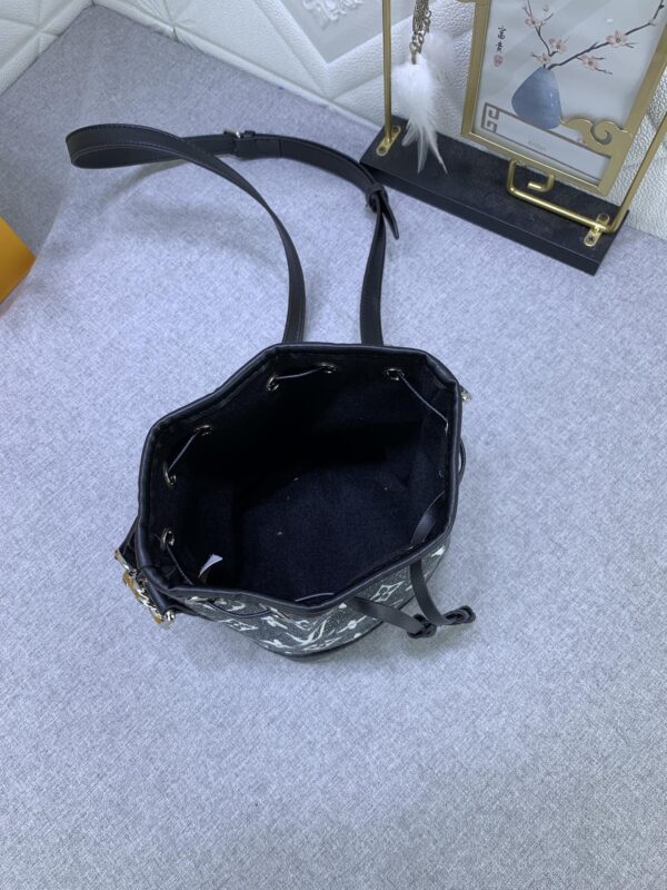LOUIS VUITTON NANO NOÉ GRAY DENIM 16CM M46449 - Image 9