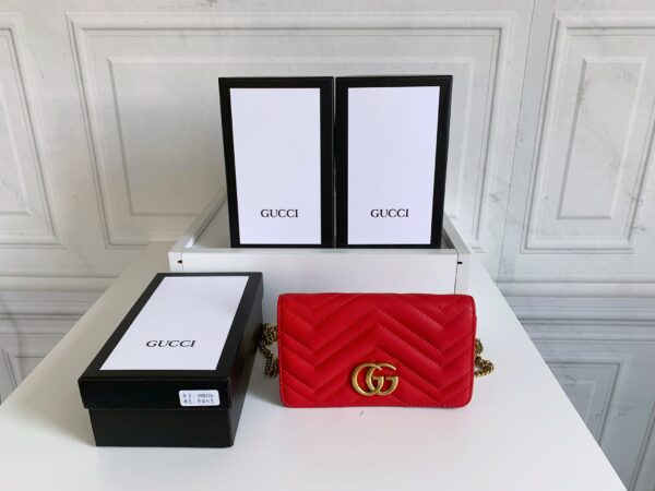 GUCCI WOMEN'S GG MARMONT MINI BAG RED 18CM - Image 3