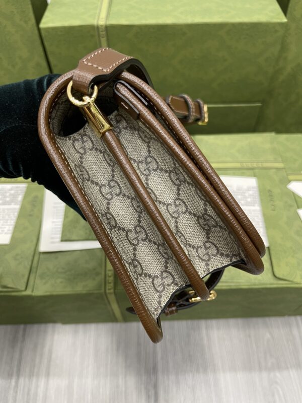 GUCCI Mini shoulder bag with Interlocking G 671620 92TCG 8563 - Image 5