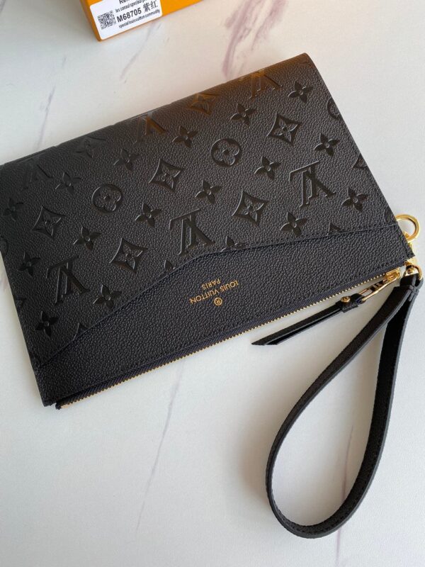 LOUIS VUITTON DAILY POUCH 29CM M62937 - Image 8