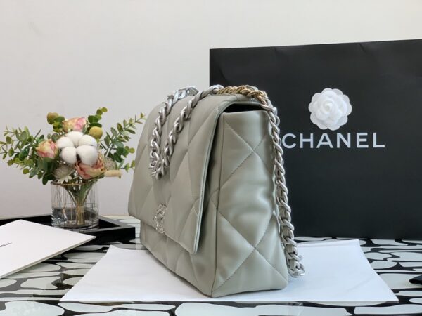 CHANEL 19 QUILTED FLAP 36CM LIGHT GREY AS1160 - Image 3