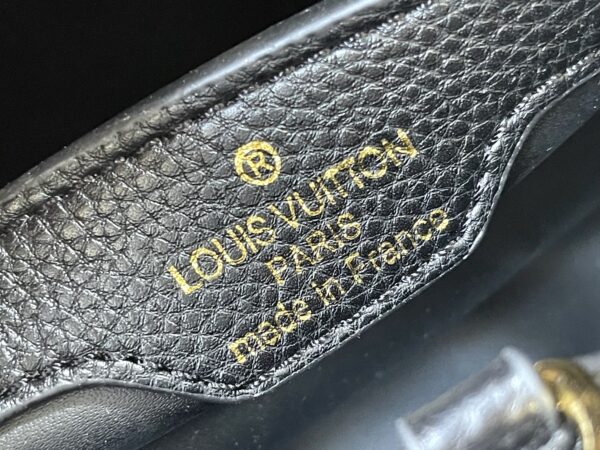 LOUIS VUITTON CAPUCINES MM 31CM M59466 - Image 7