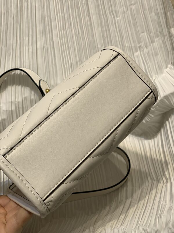 GUCCI MINI SAC GG MARMONT MATELASSE WHITE 696123 DTDHT 9022 - Image 6
