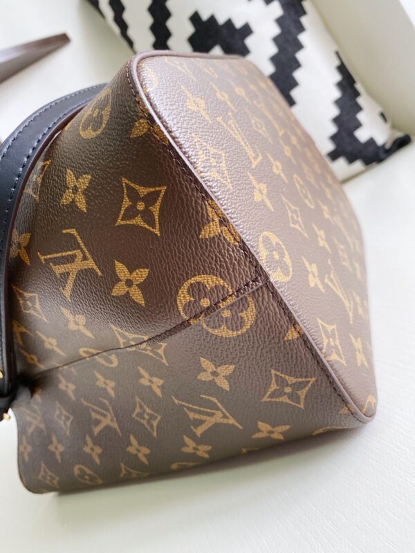 LOUIS VUITTON NÉONOÉ MM BLACK M44020 - Image 3