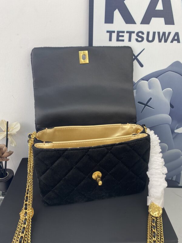 CHANEL QUILTED MINI CC SUEDE FLAP BLACK AS3378 B08480 94305 - Image 4