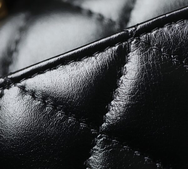 CHANEL MINI FLAP WALLET ON CHAIN BLACK 12.5CM - Image 2