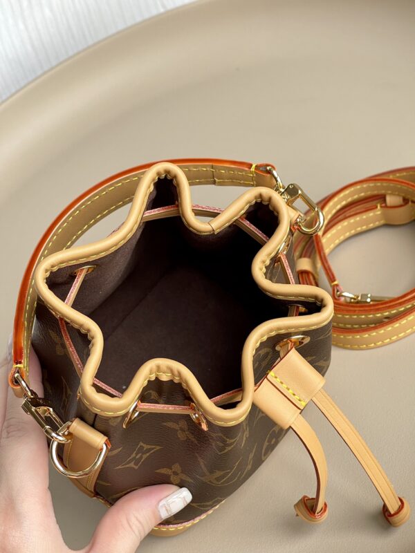 LOUIS VUITTON RANDONÉE MESSENGER 26CM M45968 - Image 11