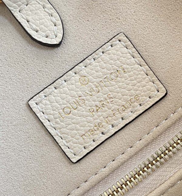 LOUIS VUITTON ONTHEGO MM 35CM WHITE M45490 - Image 7