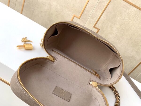 LOUIS VUITTON VANITY PM DUNE M45608 - Image 8