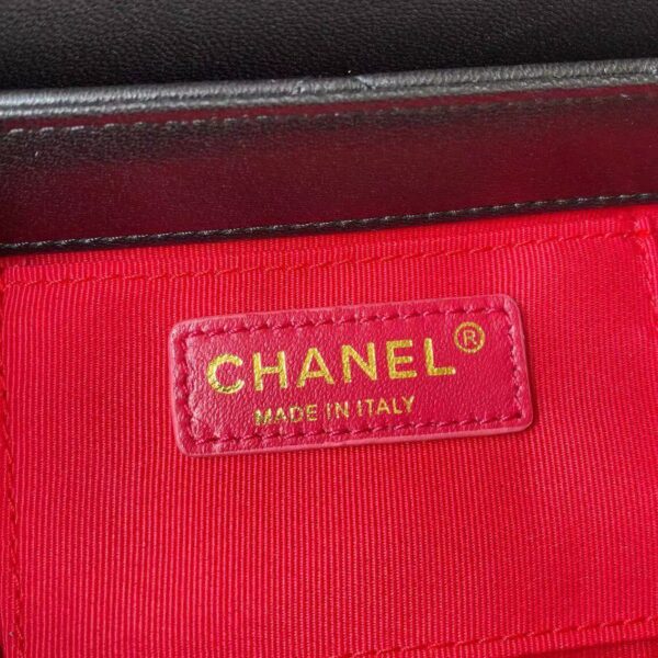 CHANEL CROSSBODY BAG BLACK 19CM AS2633 - Image 3