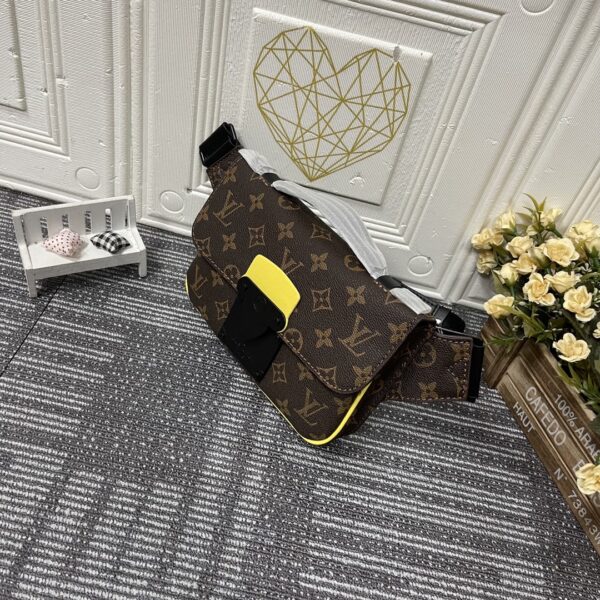 LOUIS VUITTON S LOCK SLING MONOGRAM YELLOW BAG 21CM M45864 - Image 4
