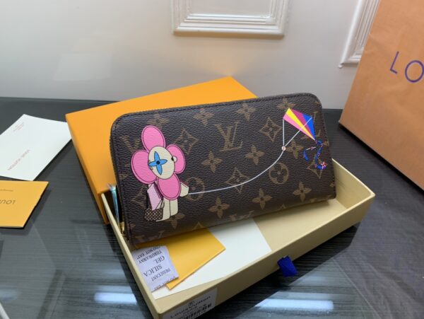 LOUIS VUITTON 2004 PORTE MONNAIE ZIPPY MONOGRAM VIVIENNE KITE FLYING WALLET - Image 5
