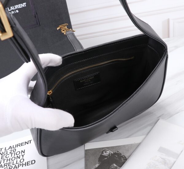 SAINT LAURENT LE 5 À 7 HOBO BAG IN SMOOTH LEATHER BLACK GOLD 23CM 6572282R20W1000 - Image 2