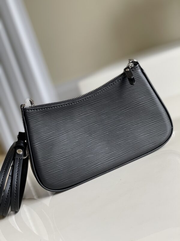 LOUIS VUITTON EASY POUCH ON STRAP 19CM BLACK M80471 - Image 6