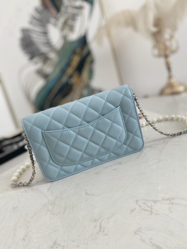 CHANEL CROSSBODY LIGHT BLUE BAG AP2614 - Image 5