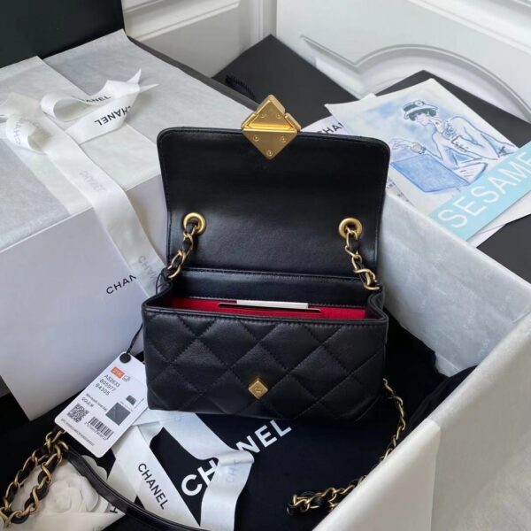 CHANEL CROSSBODY BAG BLACK 19CM AS2633 - Image 5
