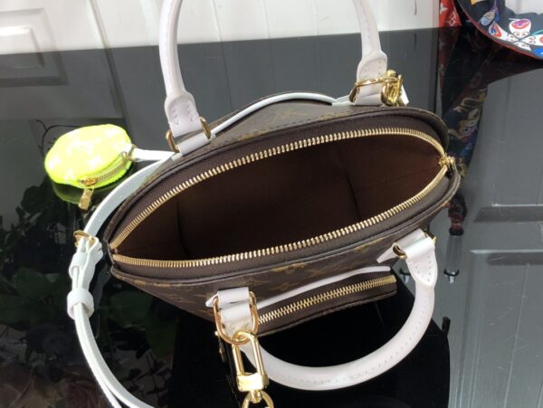LOUIS VUITTON ELLIPSE BB M20752 - Image 7