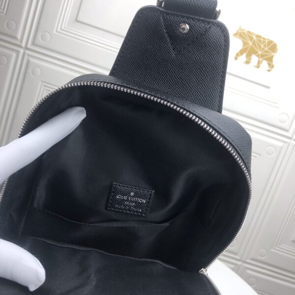 LOUIS VUITTON AVENUE SLINGBAG BLACK 31CM M30443 - Image 5