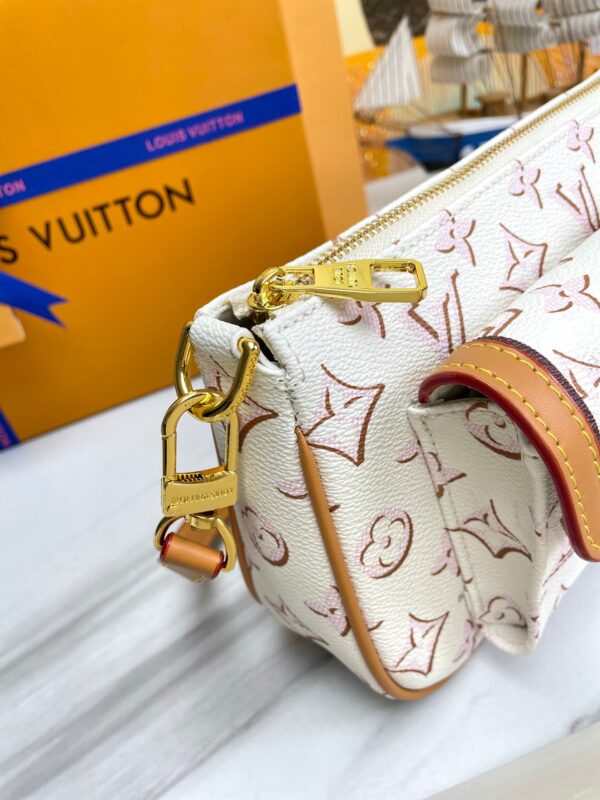 LOUIS VUITTON MAXI MULTI POCHETTE ACCESSOIRES BEIGE 27CM M20920 - Image 5
